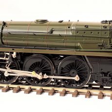 BR Britannia class 4-6-2 no. 70006 Robert Burns