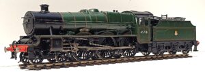 BR (ex LMS) Stanier Jubilee class 4-6-0 no. 45718 Dreadnought