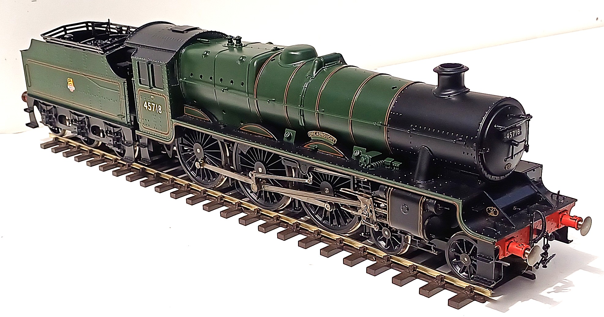 BR (ex LMS) Stanier Jubilee class 4-6-0 no. 45718 Dreadnought - Image 5