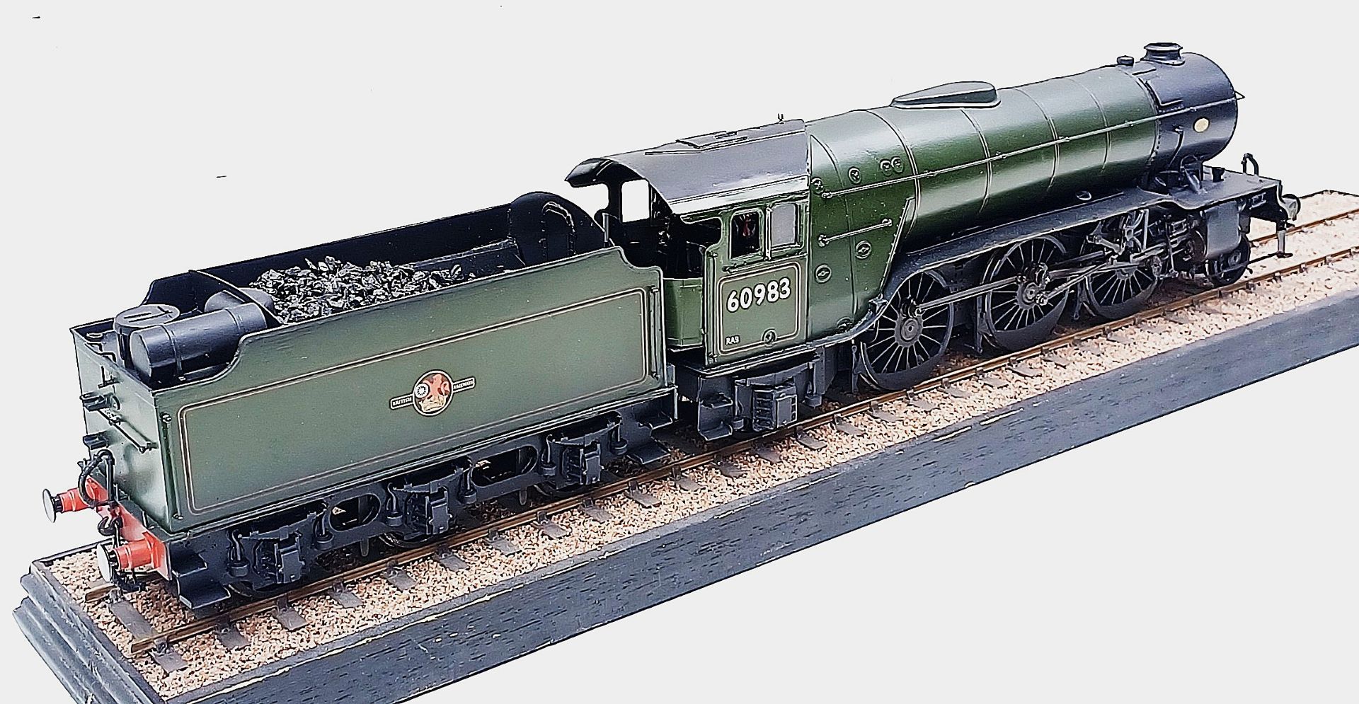 BR (ex LNER) Gresley V2 class 2-6-2 no. 60983 - Image 2