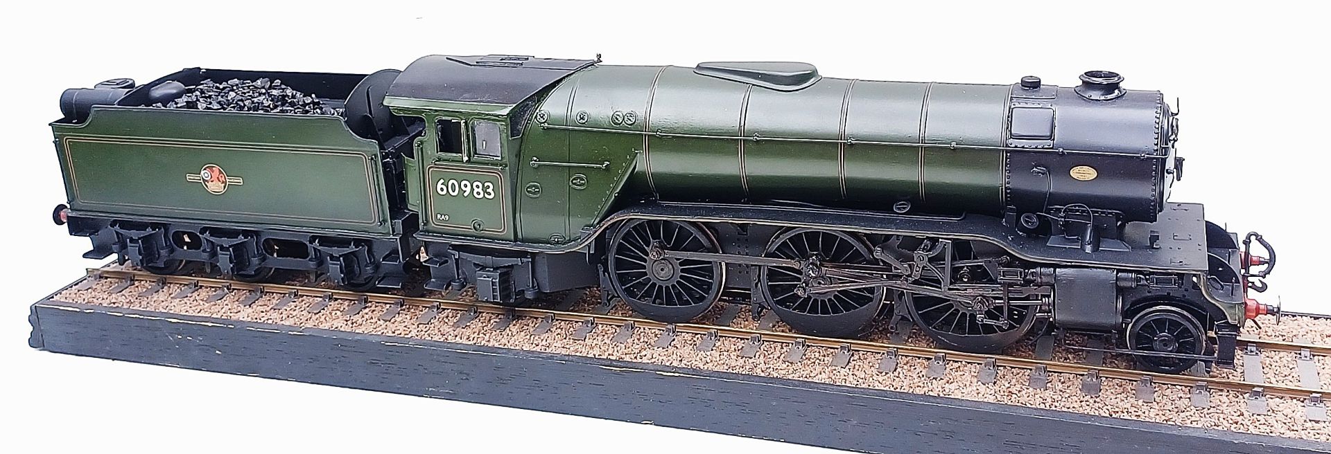BR (ex LNER) Gresley V2 class 2-6-2 no. 60983 - Image 8