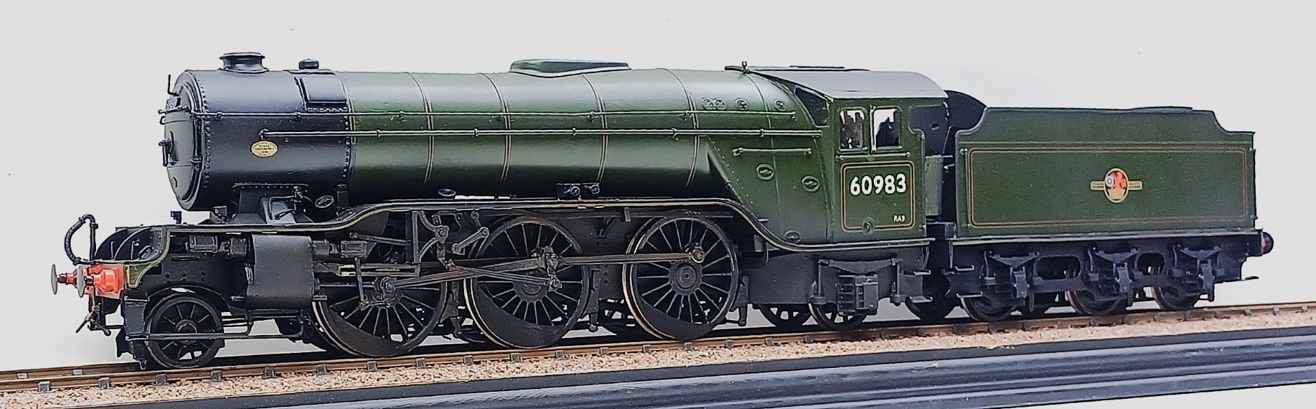 BR (ex LNER) Gresley V2 class 2-6-2 no. 60983 - Image 6