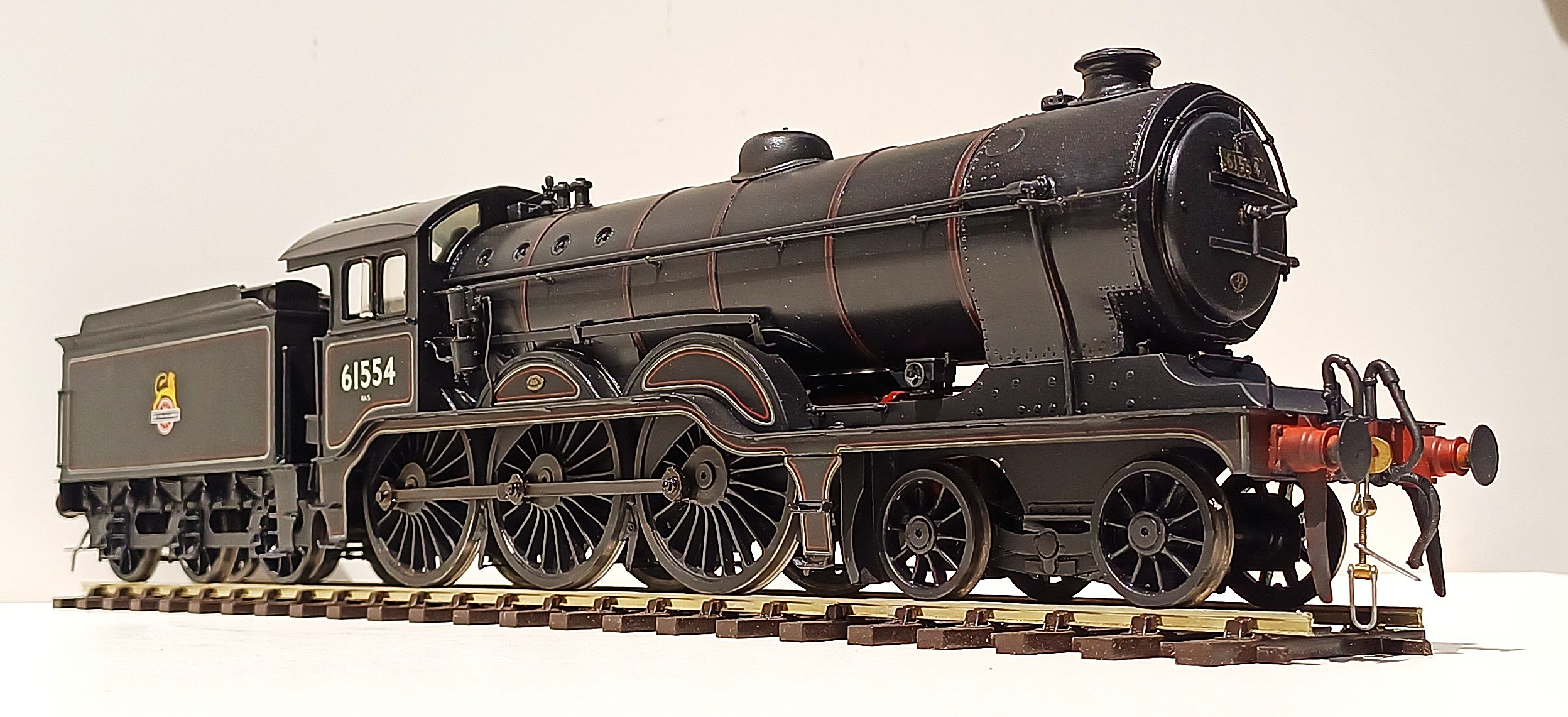 BR (ex LNER) Gresley rebuild of the Holden B12 class no. 61554 - Image 5