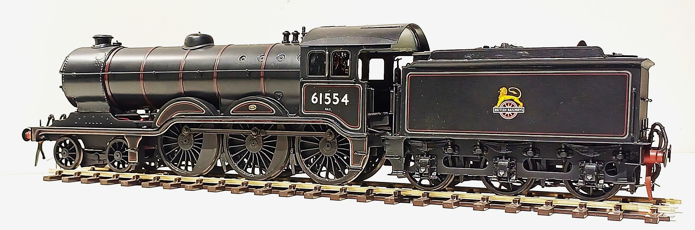 BR (ex LNER) Gresley rebuild of the Holden B12 class no. 61554 - Image 3