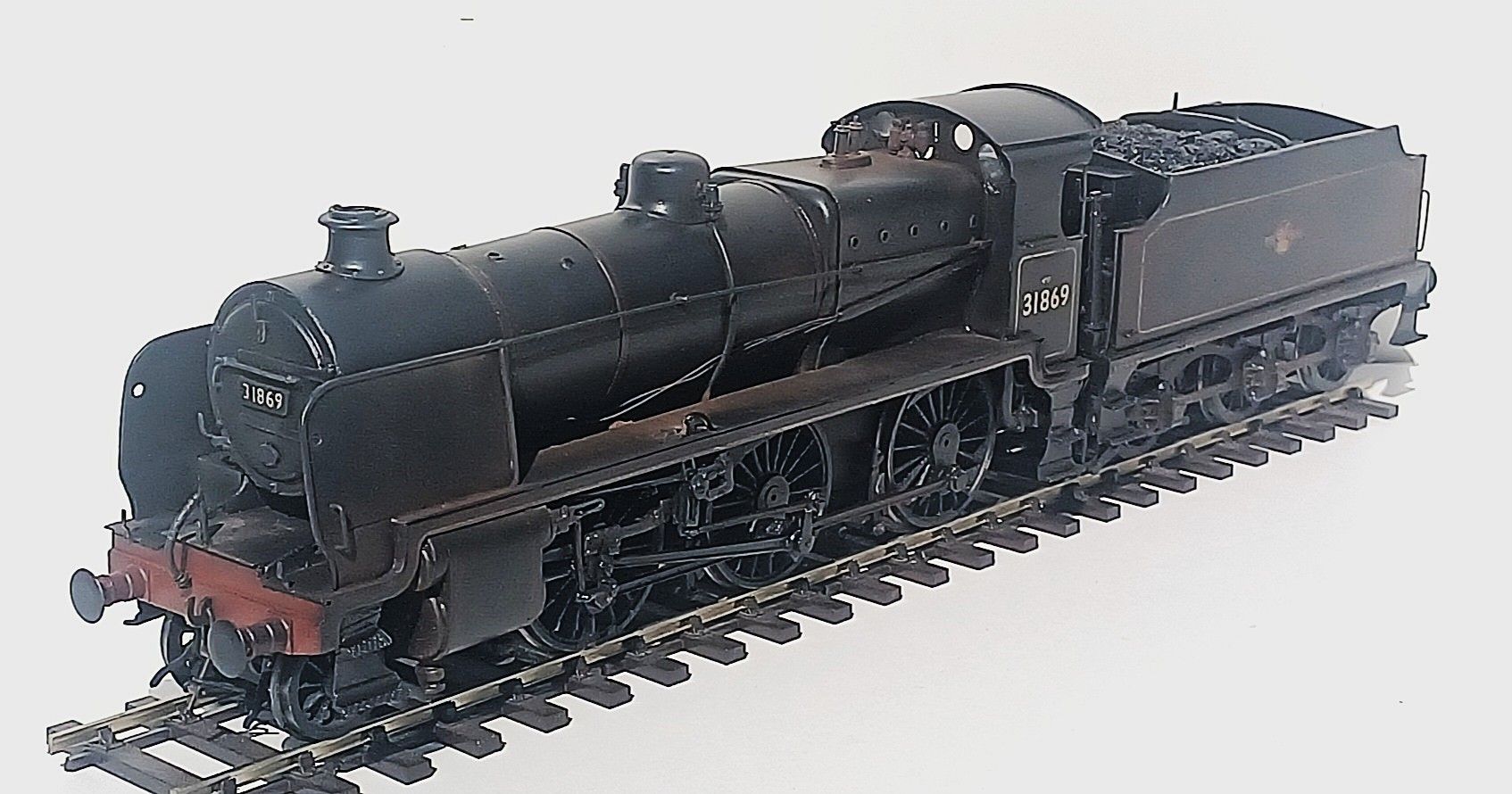 BR(SR) Maunsell N class Mogul no. 31869 - Image 4