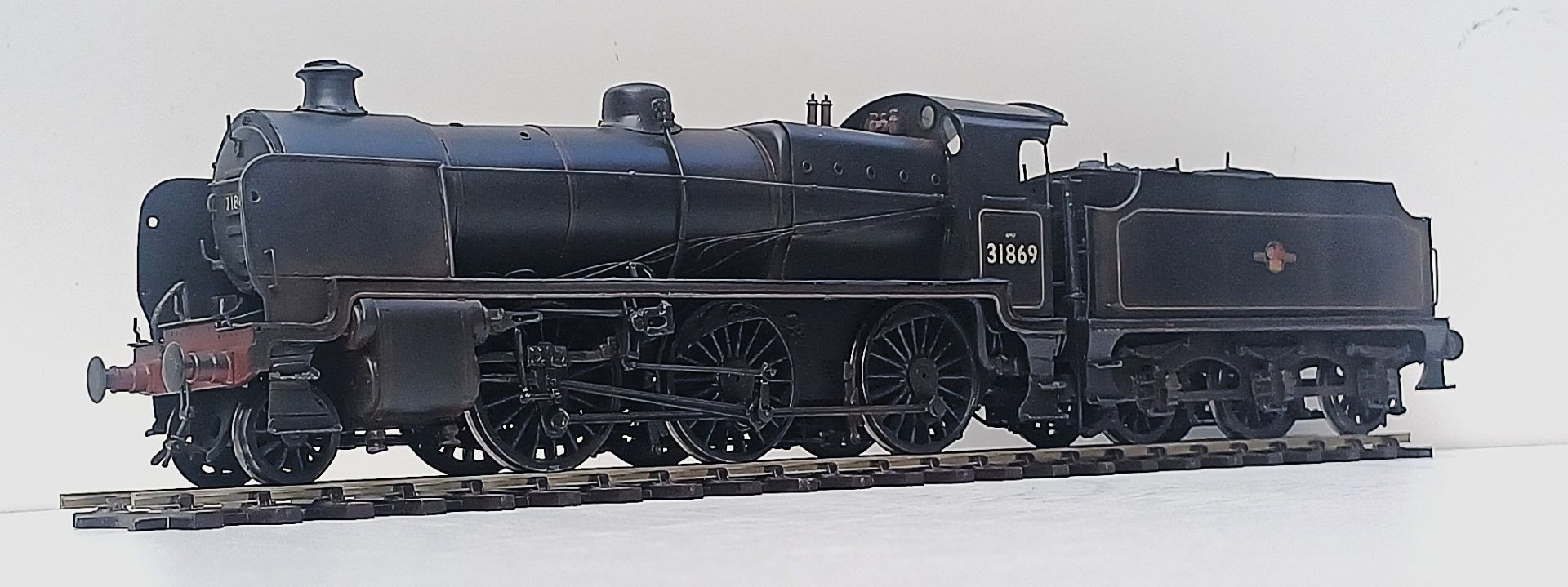 BR(SR) Maunsell N class Mogul no. 31869 - Image 2